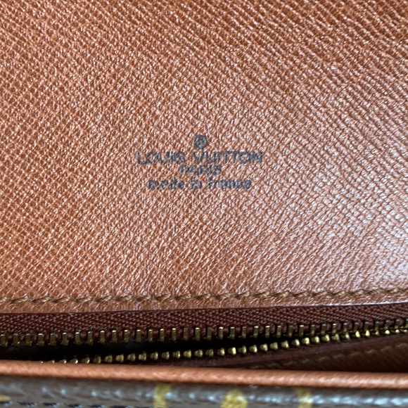 Louis Vuitton Chantilly PM - Picture 12 of 12